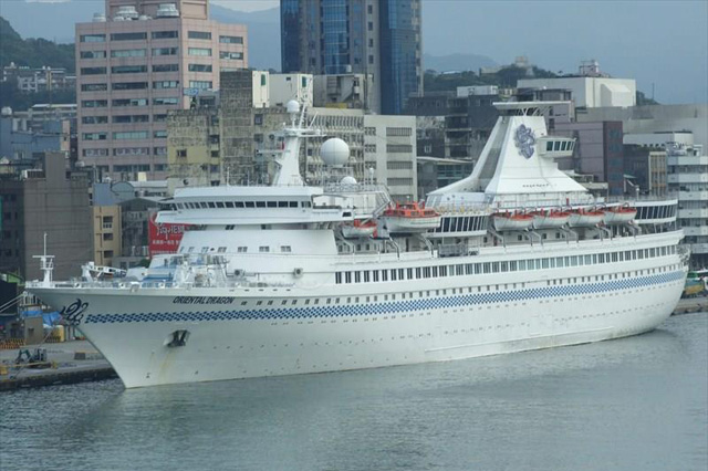 东方神龙号邮轮